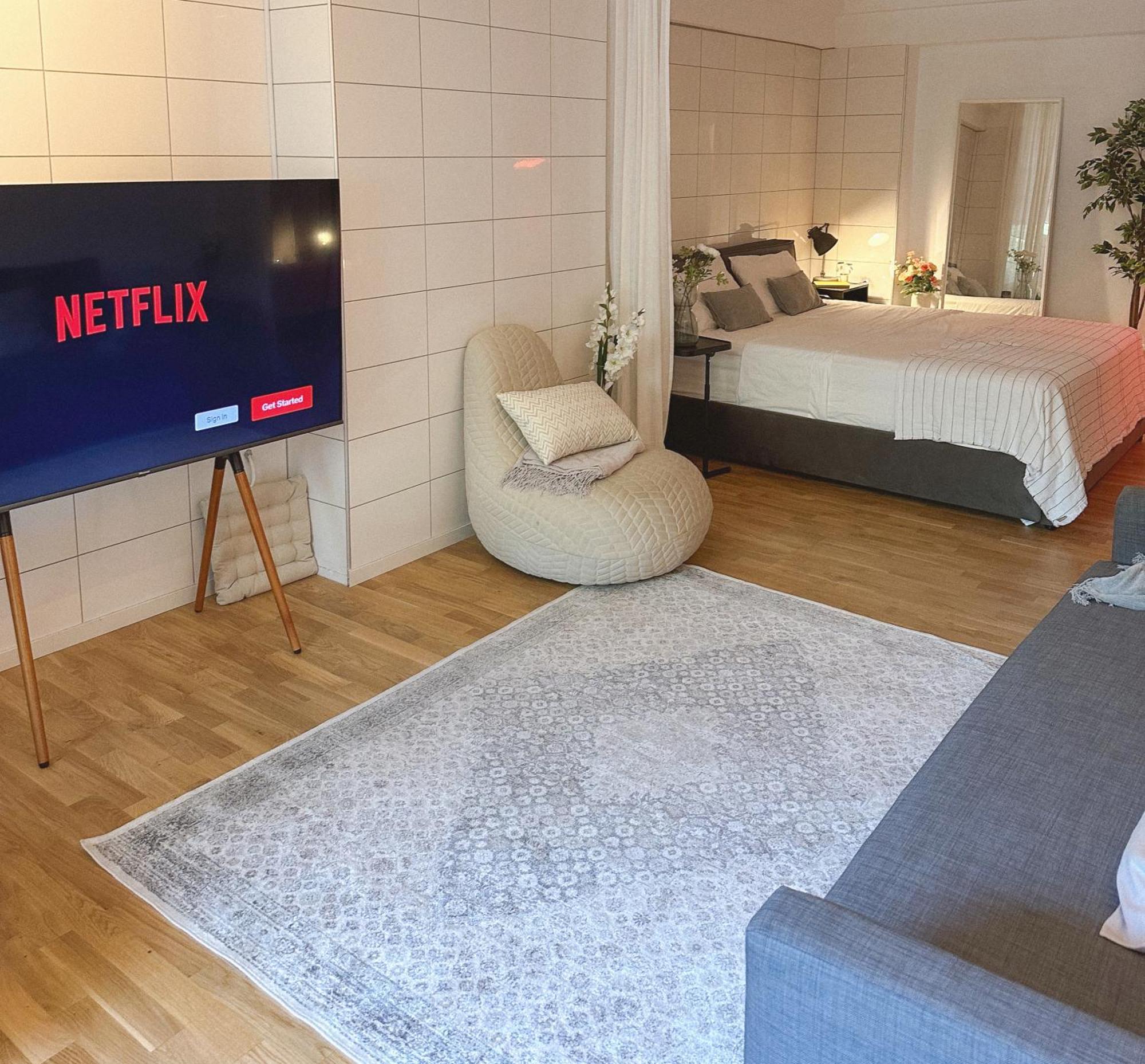 Stylish & Cozy Studio 伊古迈尼察 外观 照片